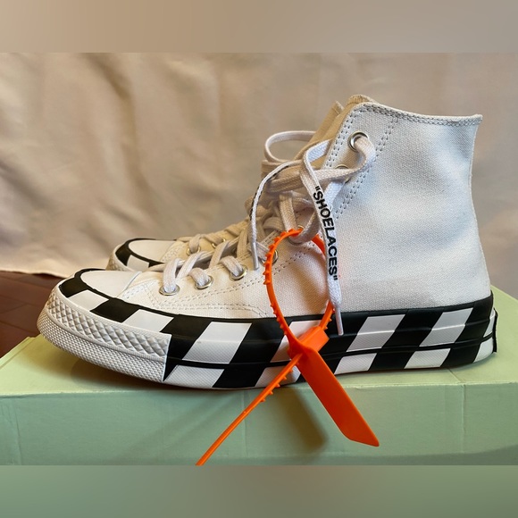 Gently Used Off White Converse size 6.5 M or 8.5 W - Picture 4 of 8